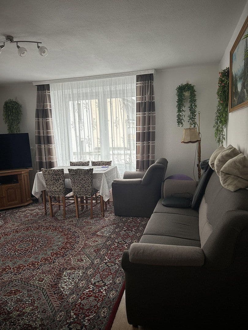 Prenájom bytu 3-izbový 93 m², Nassau, Porýnie-Falcko Prenájom bytu 3-izbový 93 m², Nassau, Porýnie-Falcko