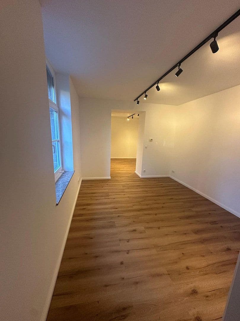 Prenájom bytu 3-izbový 72 m², Adalbertsteinweg 205, Aachen, Severné Porýnie - Westfálsko Prenájom bytu 3-izbový 72 m², Adalbertsteinweg 205, Aachen, Severné Porýnie - Westfálsko
