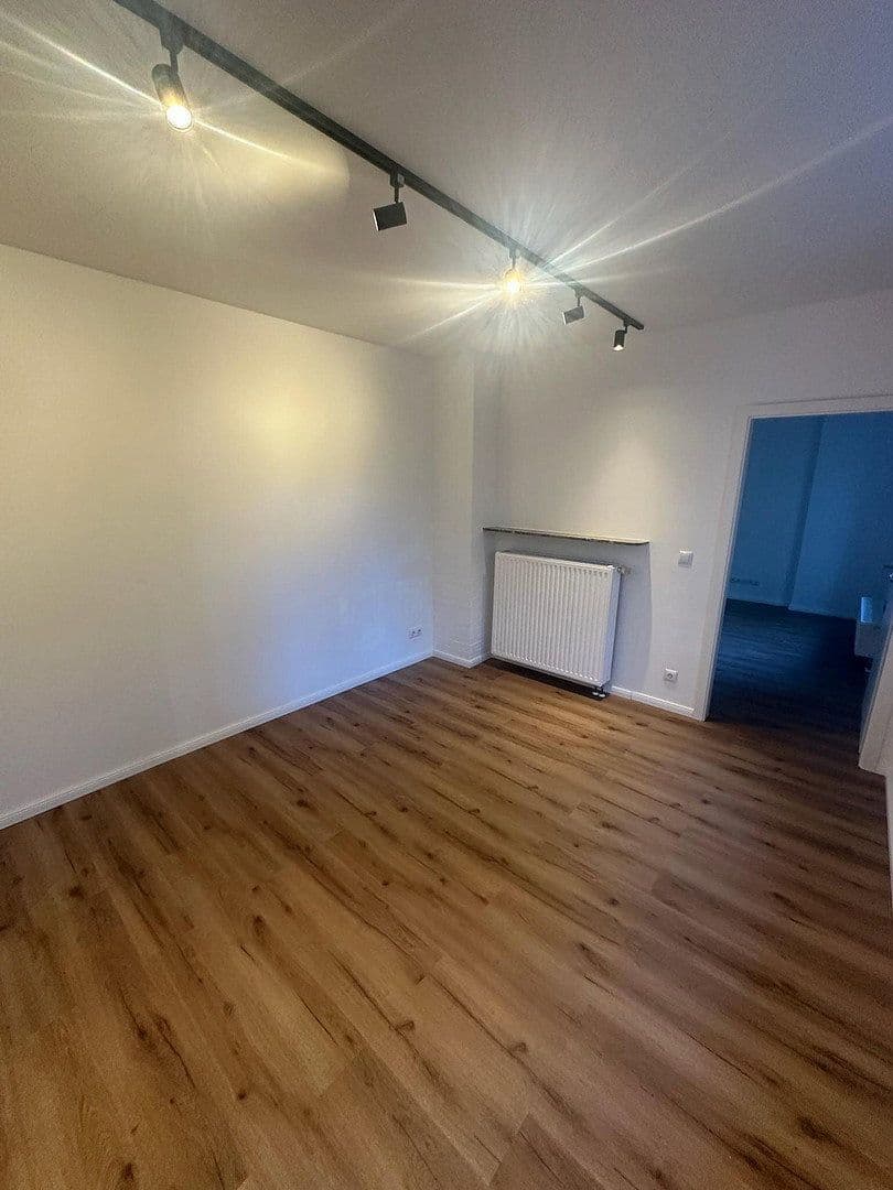 Prenájom bytu 3-izbový 72 m², Adalbertsteinweg 205, Aachen, Severné Porýnie - Westfálsko Prenájom bytu 3-izbový 72 m², Adalbertsteinweg 205, Aachen, Severné Porýnie - Westfálsko