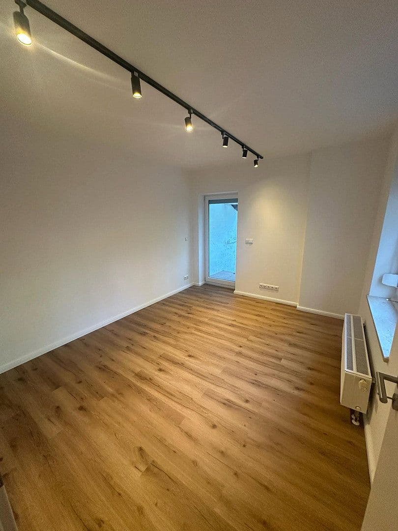 Prenájom bytu 3-izbový 72 m², Adalbertsteinweg 205, Aachen, Severné Porýnie - Westfálsko Prenájom bytu 3-izbový 72 m², Adalbertsteinweg 205, Aachen, Severné Porýnie - Westfálsko