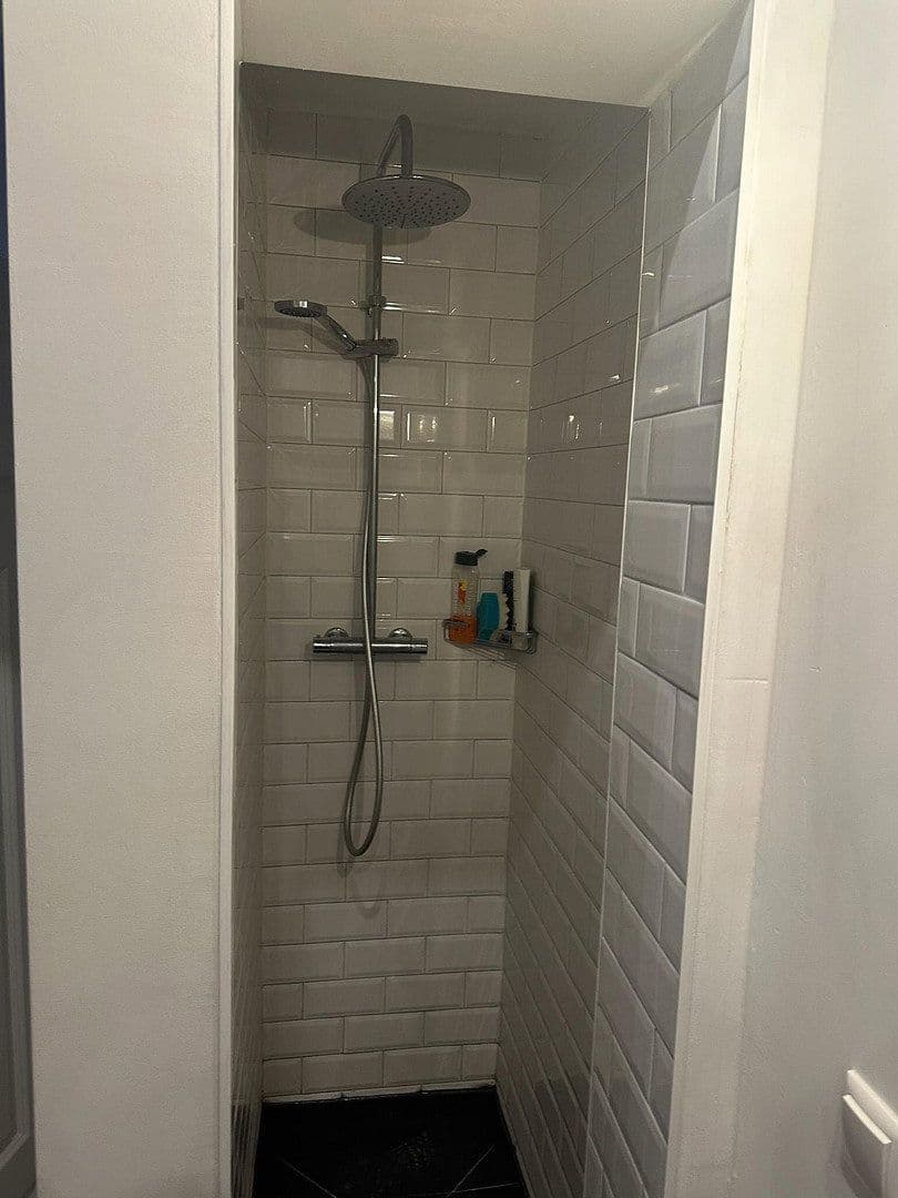 Prenájom bytu 3-izbový 72 m², Adalbertsteinweg 205, Aachen, Severné Porýnie - Westfálsko Prenájom bytu 3-izbový 72 m², Adalbertsteinweg 205, Aachen, Severné Porýnie - Westfálsko