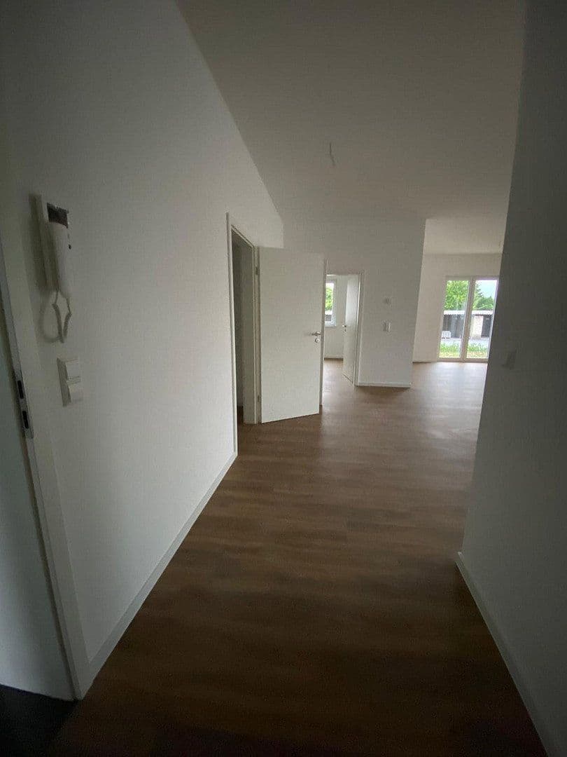 Prenájom bytu 2-izbový 79 m², Verbindungsweg 3, Velten, Brandenbursko Prenájom bytu 2-izbový 79 m², Verbindungsweg 3, Velten, Brandenbursko