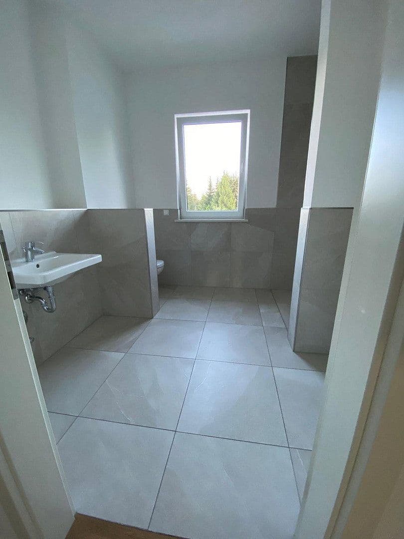 Prenájom bytu 2-izbový 79 m², Verbindungsweg 3, Velten, Brandenbursko Prenájom bytu 2-izbový 79 m², Verbindungsweg 3, Velten, Brandenbursko