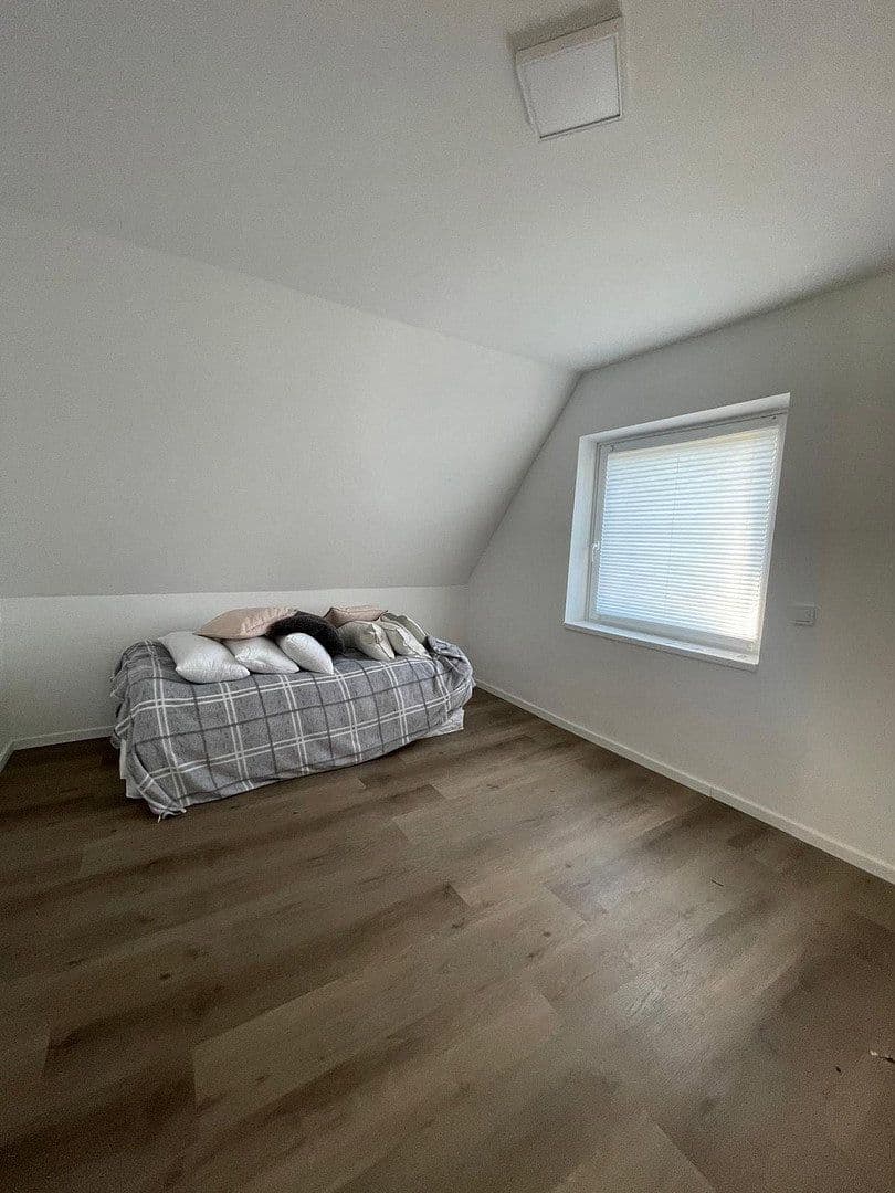 Predaj domu 137 m², pozemek 598 m², Ahrensburg, Šlezvicko-Holštajnsko Predaj domu 137 m², pozemek 598 m², Ahrensburg, Šlezvicko-Holštajnsko