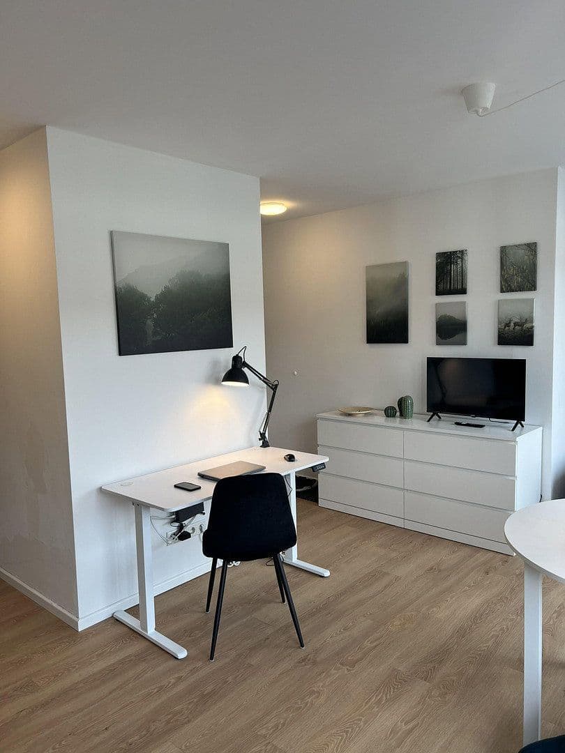 Prenájom bytu 1-izbový 34 m², Maximilianstraße 43, Nürnberg, Bavorsko Prenájom bytu 1-izbový 34 m², Maximilianstraße 43, Nürnberg, Bavorsko