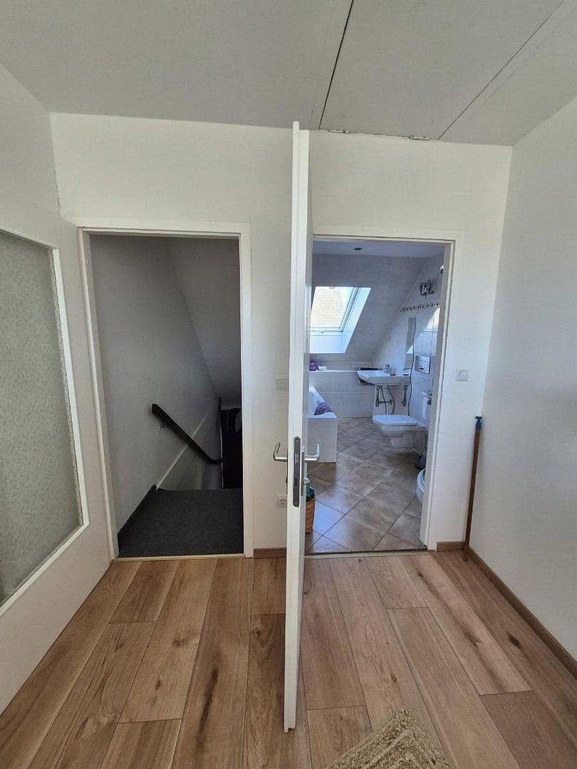 Predaj domu 135 m², pozemek 470 m², Schirpitzer Weg 24, Berlin, Berlín Predaj domu 135 m², pozemek 470 m², Schirpitzer Weg 24, Berlin, Berlín