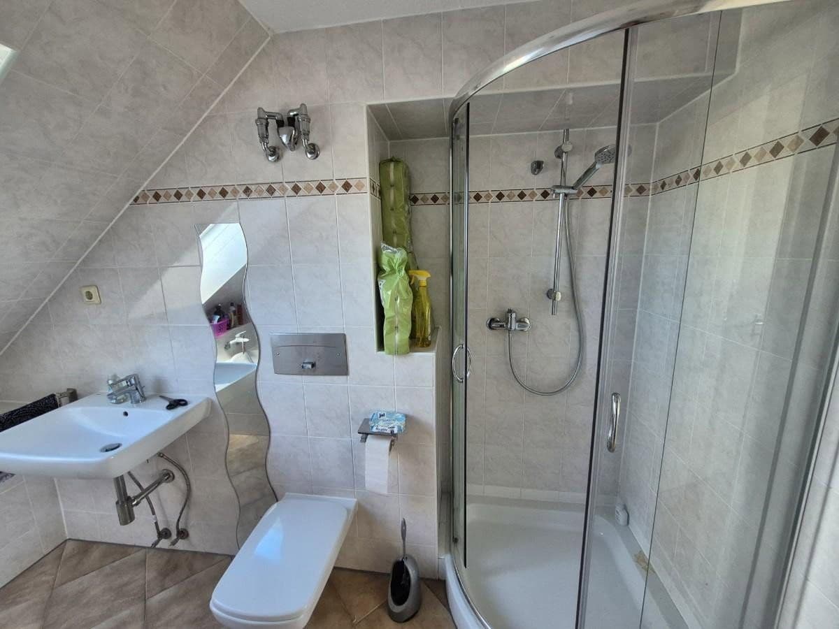 Predaj domu 135 m², pozemek 470 m², Schirpitzer Weg 24, Berlin, Berlín Predaj domu 135 m², pozemek 470 m², Schirpitzer Weg 24, Berlin, Berlín