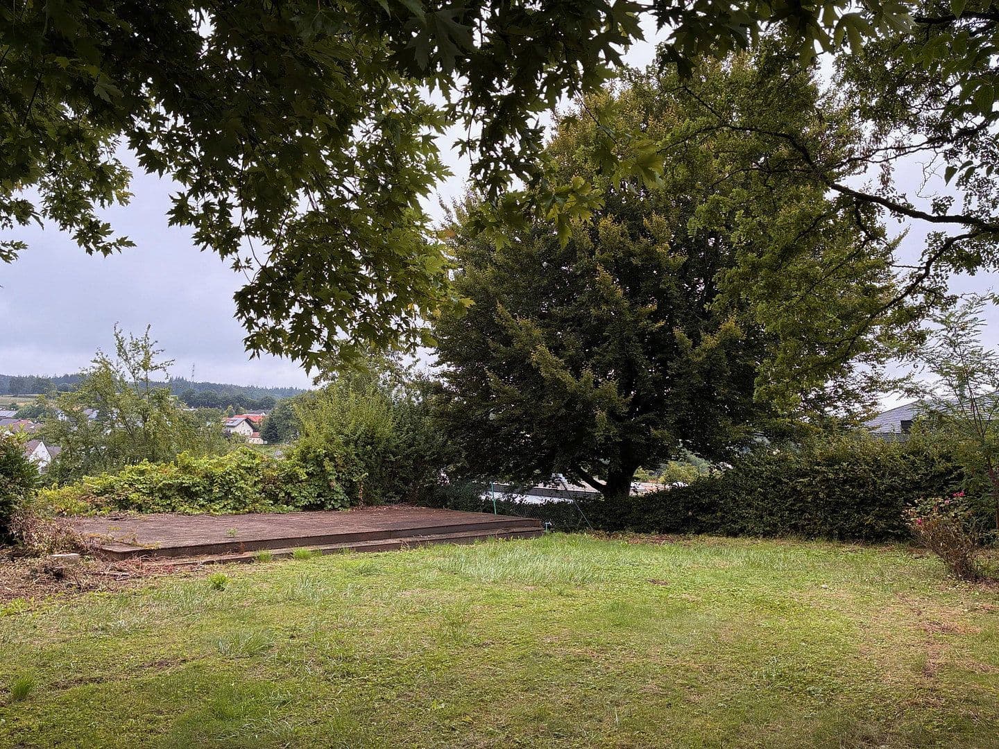 Predaj domu 170 m², pozemek 1.474 m², Schönbrunn, Bádensko-Wurttembersko Predaj domu 170 m², pozemek 1.474 m², Schönbrunn, Bádensko-Wurttembersko