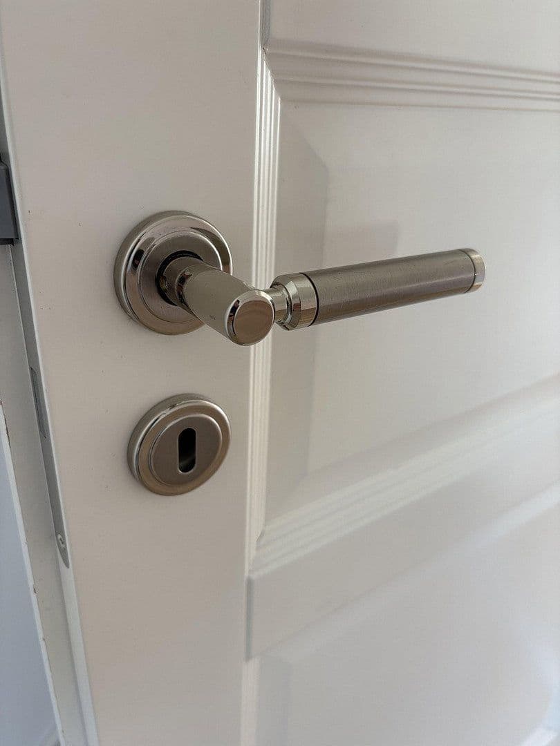 Prenájom bytu 3-izbový 154 m², Bahnhofstraße 4a, Delligsen, Dolné Sasko Prenájom bytu 3-izbový 154 m², Bahnhofstraße 4a, Delligsen, Dolné Sasko