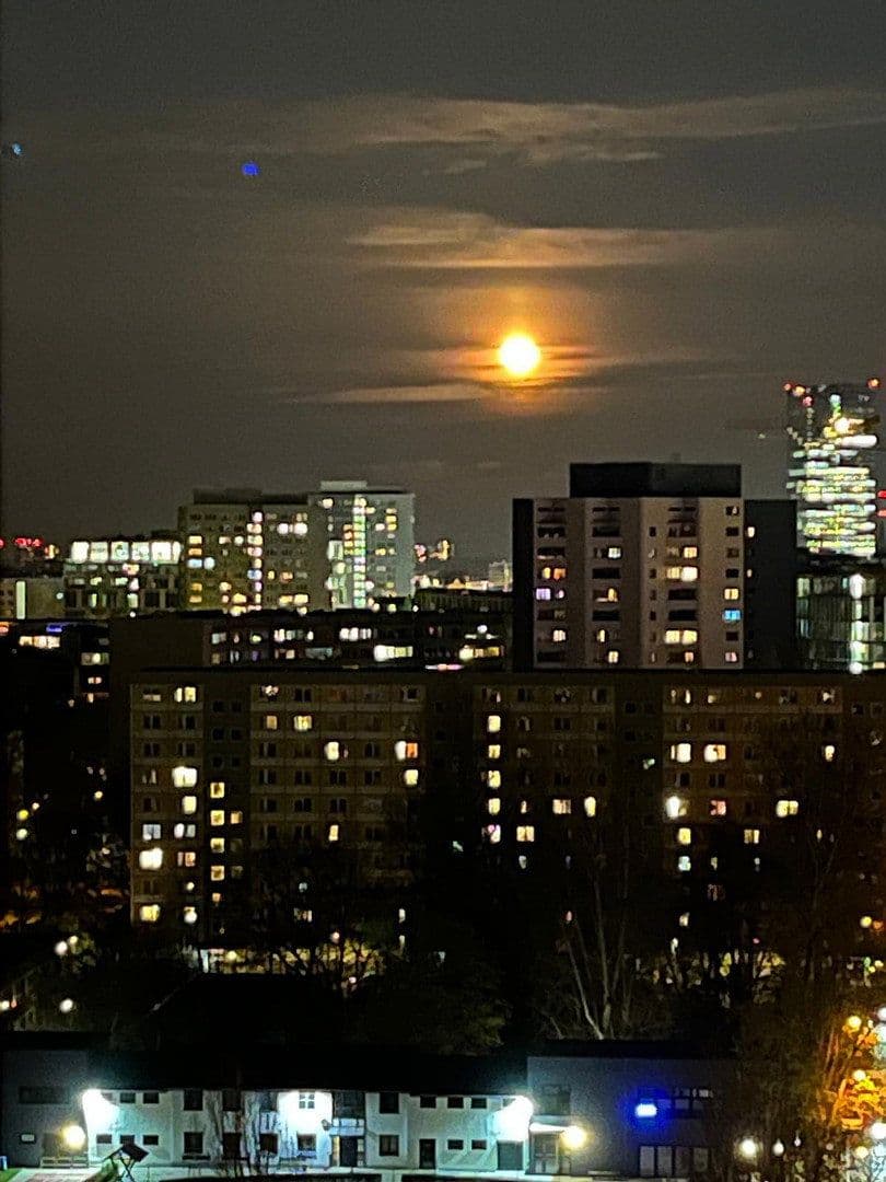 Prenájom bytu 1-izbový 33 m², Holzmarktstr 75, Berlin, Berlín Prenájom bytu 1-izbový 33 m², Holzmarktstr 75, Berlin, Berlín