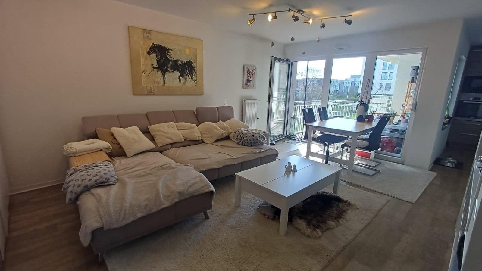 Prenájom bytu 4-izbový 91 m², Aristide-Briand-Str. 6, Herzogenaurach, Bavorsko Prenájom bytu 4-izbový 91 m², Aristide-Briand-Str. 6, Herzogenaurach, Bavorsko