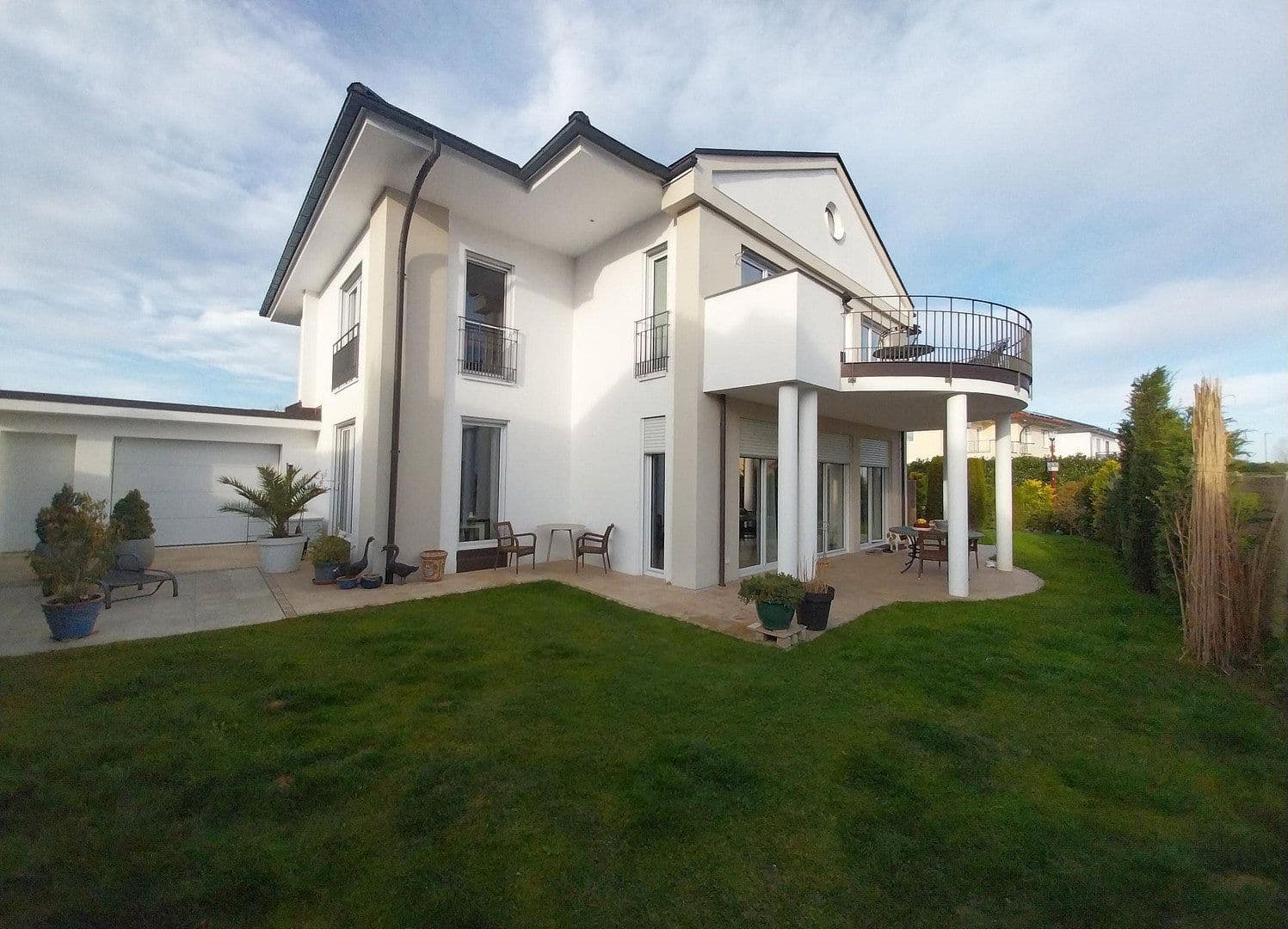 Predaj domu 230 m², pozemek 621 m², Bellenberg, Bavorsko Predaj domu 230 m², pozemek 621 m², Bellenberg, Bavorsko