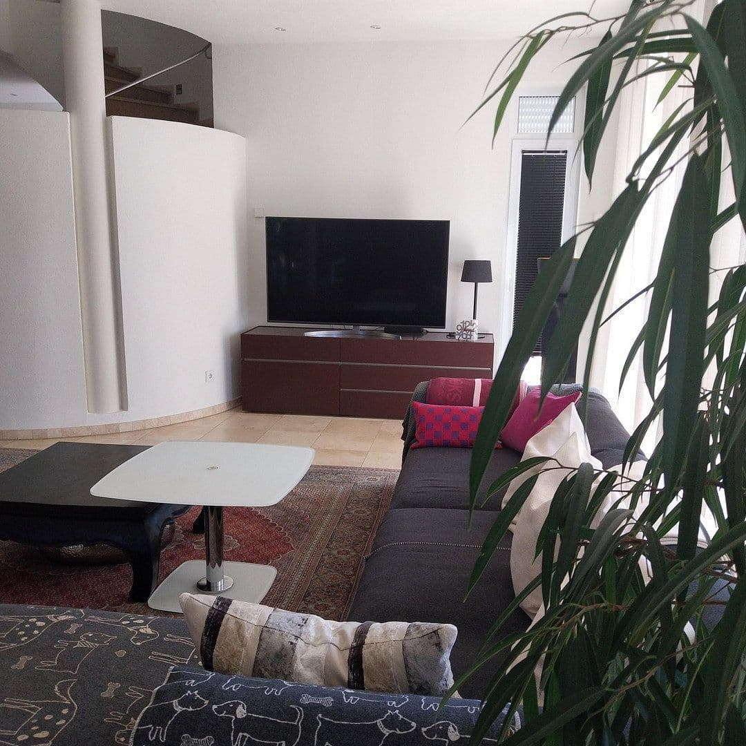 Predaj domu 230 m², pozemek 621 m², Bellenberg, Bavorsko Predaj domu 230 m², pozemek 621 m², Bellenberg, Bavorsko