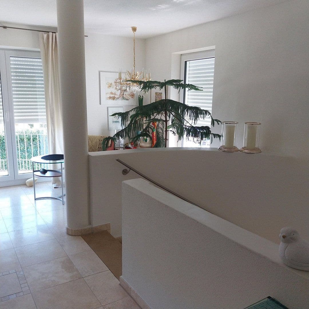 Predaj domu 230 m², pozemek 621 m², Bellenberg, Bavorsko Predaj domu 230 m², pozemek 621 m², Bellenberg, Bavorsko