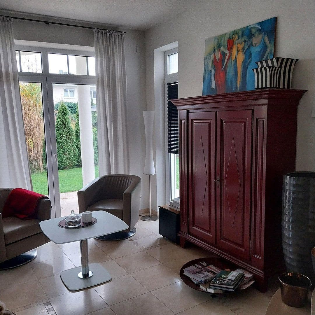 Predaj domu 230 m², pozemek 621 m², Bellenberg, Bavorsko Predaj domu 230 m², pozemek 621 m², Bellenberg, Bavorsko