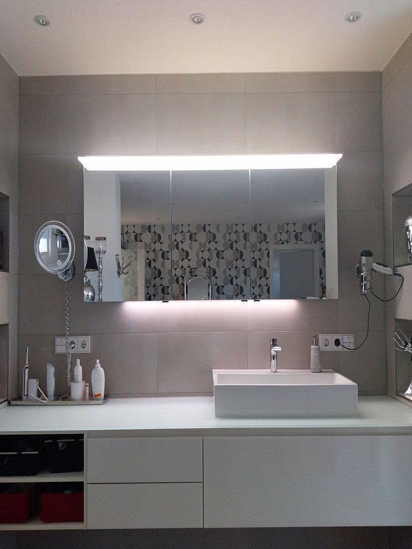 Predaj domu 230 m², pozemek 621 m², Bellenberg, Bavorsko Predaj domu 230 m², pozemek 621 m², Bellenberg, Bavorsko