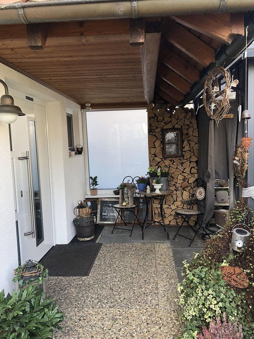 Predaj domu 174 m², pozemek 349 m², Hauffstrasse 2, Affalterbach, Bádensko-Wurttembersko Predaj domu 174 m², pozemek 349 m², Hauffstrasse 2, Affalterbach, Bádensko-Wurttembersko