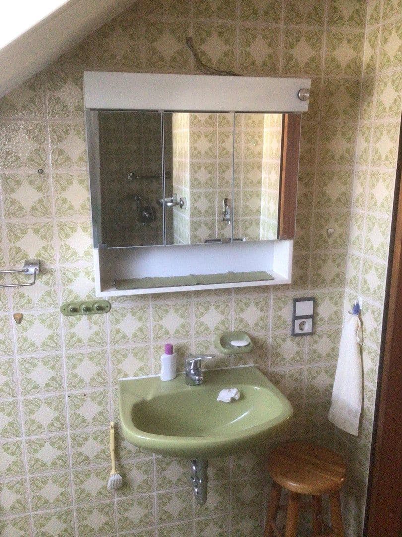 Predaj domu 174 m², pozemek 349 m², Hauffstrasse 2, Affalterbach, Bádensko-Wurttembersko Predaj domu 174 m², pozemek 349 m², Hauffstrasse 2, Affalterbach, Bádensko-Wurttembersko