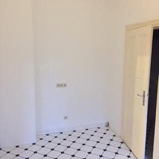 Predaj domu 856 m², pozemek 674 m², Wiesbaden, Hesensko Predaj domu 856 m², pozemek 674 m², Wiesbaden, Hesensko