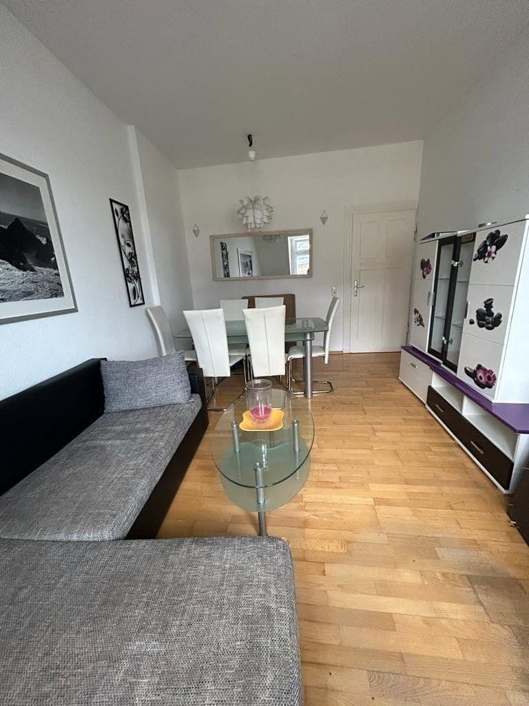 Predaj domu 856 m², pozemek 674 m², Wiesbaden, Hesensko Predaj domu 856 m², pozemek 674 m², Wiesbaden, Hesensko