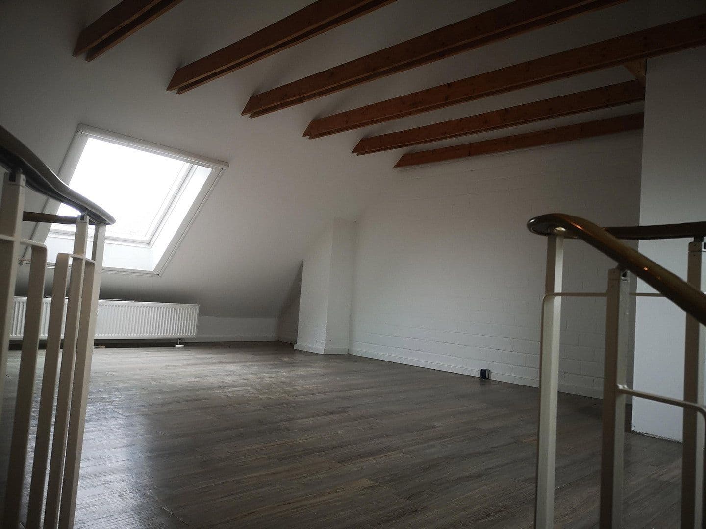 Predaj domu 404 m², pozemek 172 m², Köln, Severné Porýnie - Westfálsko Predaj domu 404 m², pozemek 172 m², Köln, Severné Porýnie - Westfálsko