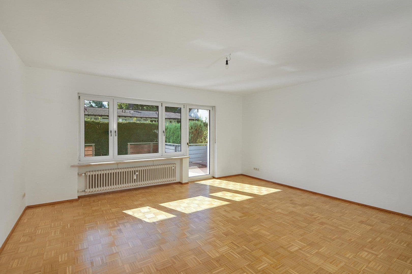 Predaj domu 235 m², pozemek 408 m², Vaterstetten, Bavorsko Predaj domu 235 m², pozemek 408 m², Vaterstetten, Bavorsko