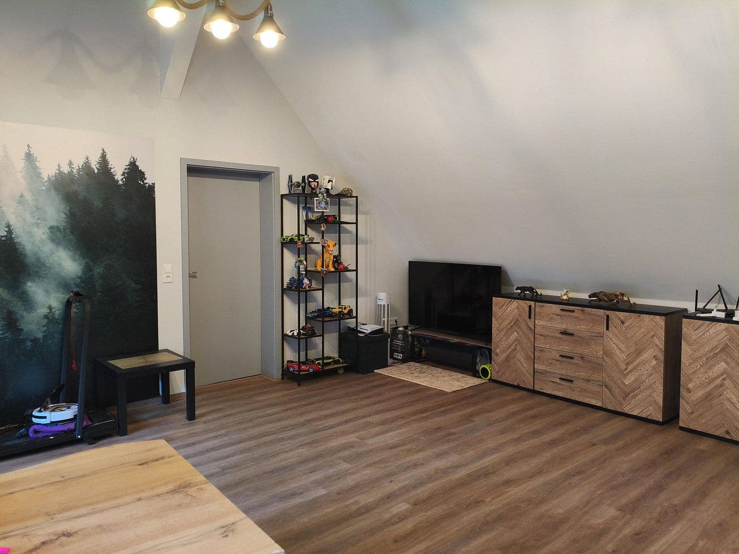 Predaj domu 288 m², pozemek 880 m², Immighäuser Str.7, Vöhl, Hesensko Predaj domu 288 m², pozemek 880 m², Immighäuser Str.7, Vöhl, Hesensko
