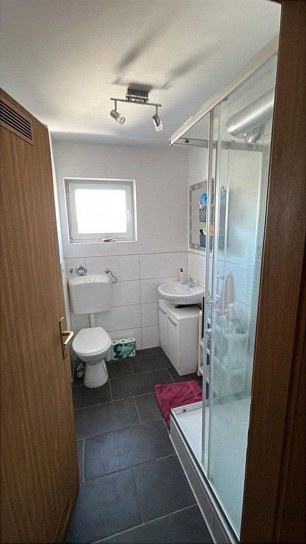 Prenájom bytu 1-izbový 19 m², Ludwigsburg, Bádensko-Wurttembersko Prenájom bytu 1-izbový 19 m², Ludwigsburg, Bádensko-Wurttembersko