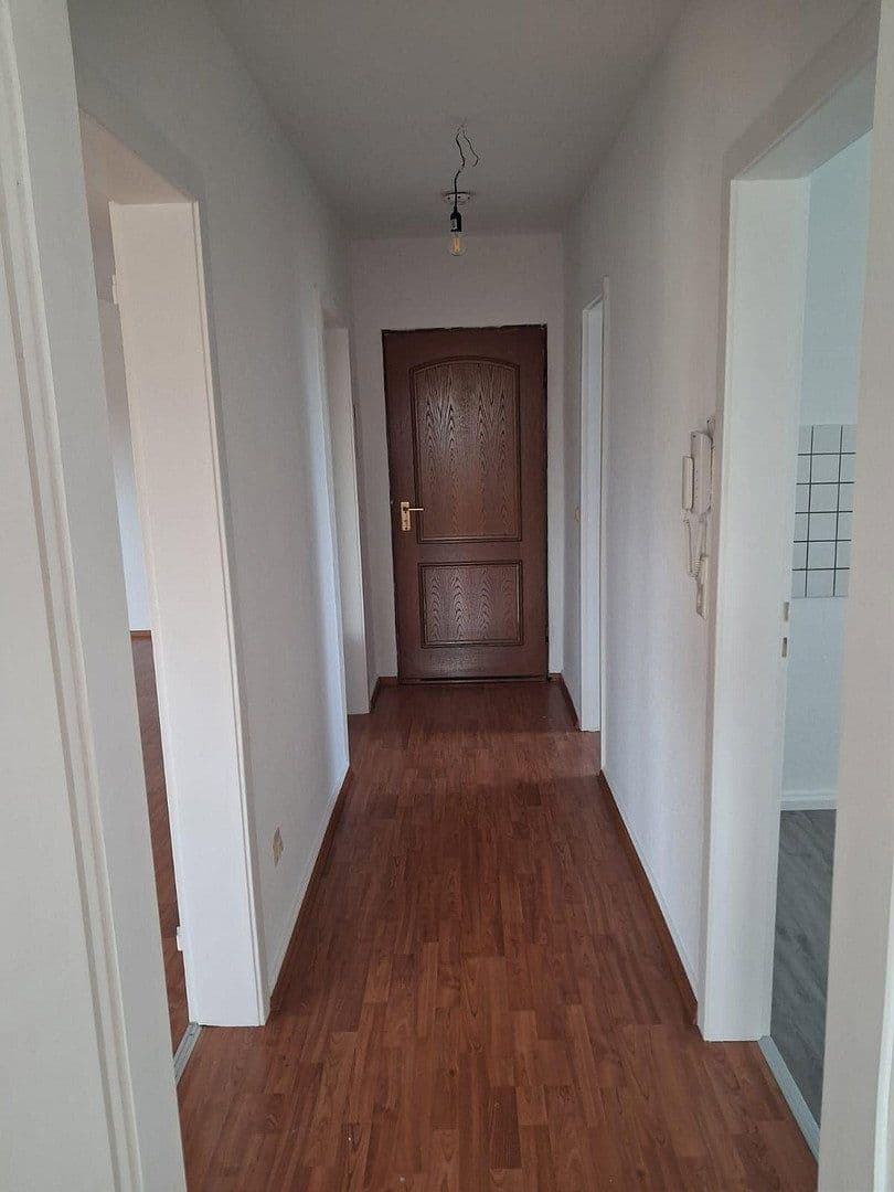 Prenájom bytu 2-izbový 68 m², Kölner Straße 137, Leverkusen, Severné Porýnie - Westfálsko Prenájom bytu 2-izbový 68 m², Kölner Straße 137, Leverkusen, Severné Porýnie - Westfálsko