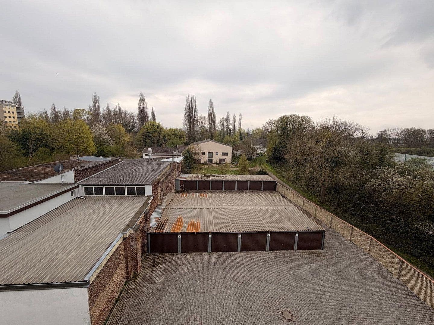 Predaj domu 848 m², pozemek 1.353 m², Düren, Severné Porýnie - Westfálsko Predaj domu 848 m², pozemek 1.353 m², Düren, Severné Porýnie - Westfálsko