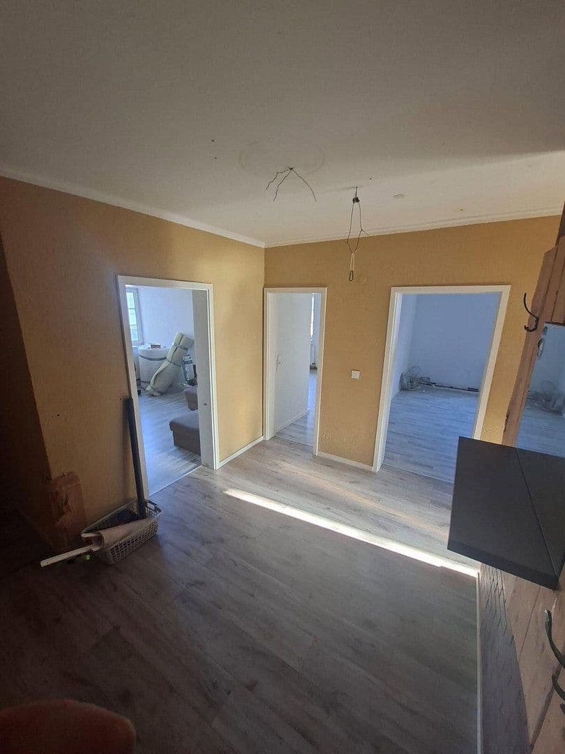 Predaj domu 617 m², pozemek 770 m², Rathausplatz 11, Kirchhaslach, Bavorsko Predaj domu 617 m², pozemek 770 m², Rathausplatz 11, Kirchhaslach, Bavorsko