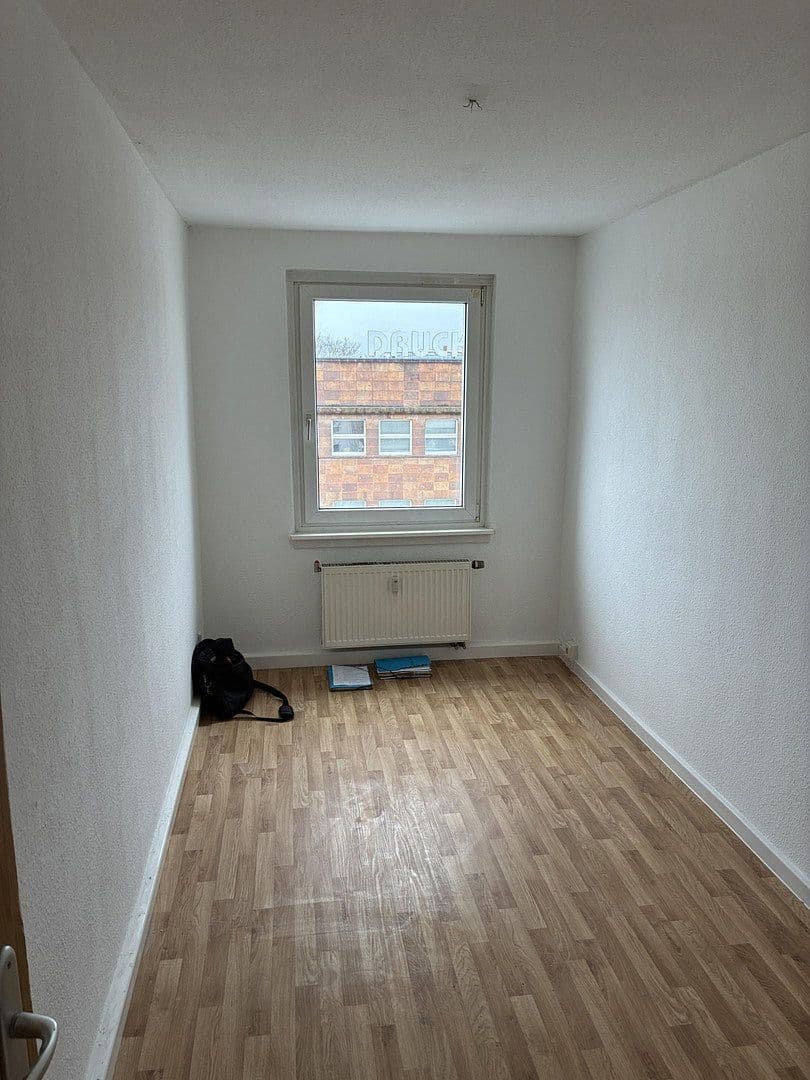 Prenájom bytu 3-izbový 58 m², Askanische Straße 106, Dessau-Roßlau, Sasko-Anhaltsko Prenájom bytu 3-izbový 58 m², Askanische Straße 106, Dessau-Roßlau, Sasko-Anhaltsko