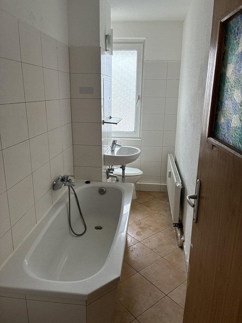 Prenájom bytu 3-izbový 58 m², Askanische Straße 106, Dessau-Roßlau, Sasko-Anhaltsko Prenájom bytu 3-izbový 58 m², Askanische Straße 106, Dessau-Roßlau, Sasko-Anhaltsko