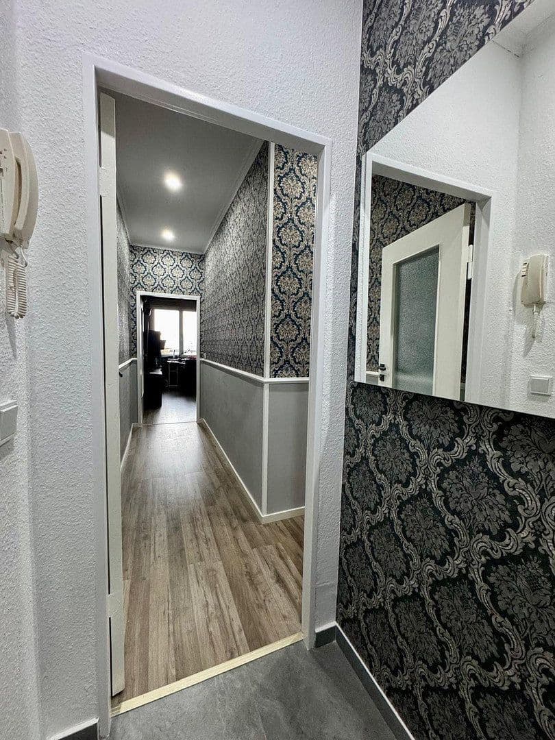 Predaj bytu 2-izbový 50 m², Hubertusallee 6, Berlin, Berlín Predaj bytu 2-izbový 50 m², Hubertusallee 6, Berlin, Berlín