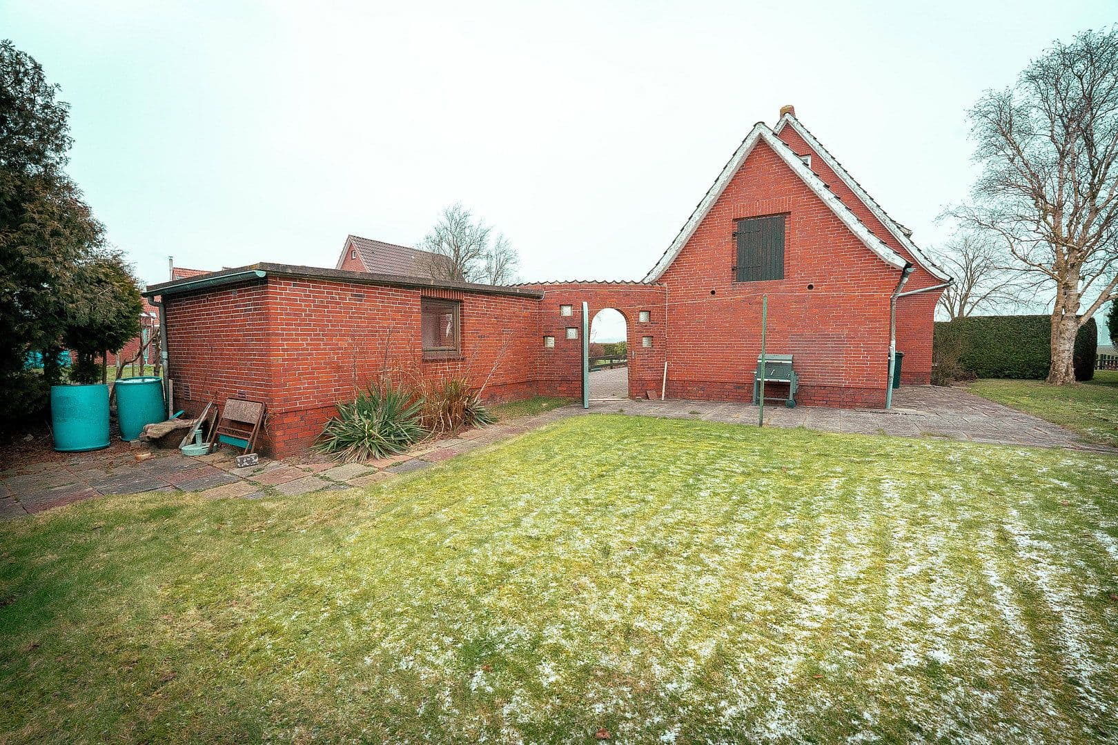 Predaj domu 108 m², pozemek 981 m², Oederquart, Dolné Sasko Predaj domu 108 m², pozemek 981 m², Oederquart, Dolné Sasko