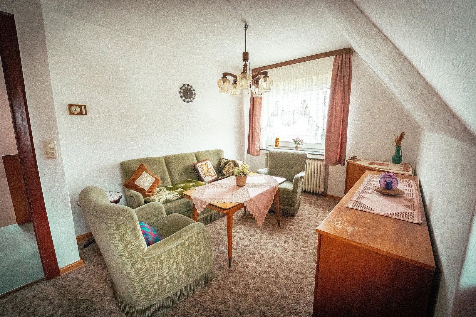 Predaj domu 108 m², pozemek 981 m², Oederquart, Dolné Sasko Predaj domu 108 m², pozemek 981 m², Oederquart, Dolné Sasko