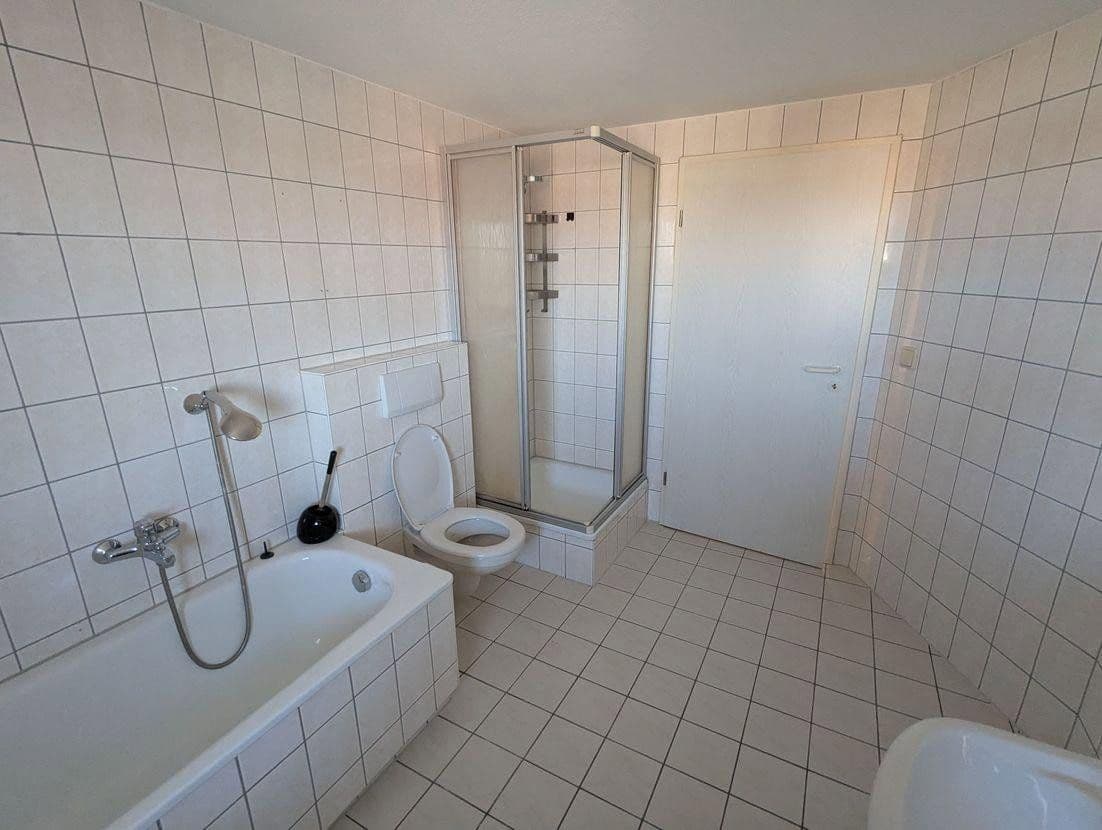 Prenájom bytu 3-izbový 86 m², Gera, Durínsko Prenájom bytu 3-izbový 86 m², Gera, Durínsko