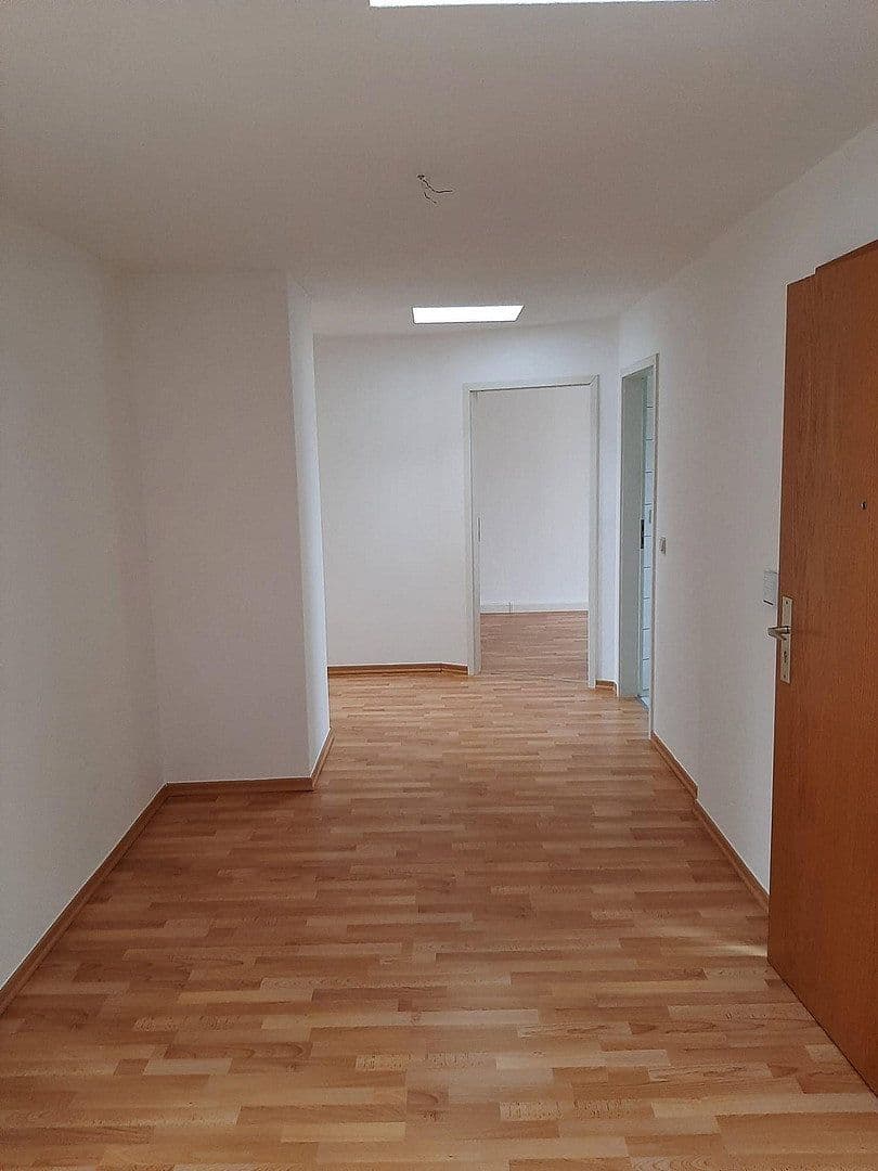 Prenájom bytu 3-izbový 86 m², Gera, Durínsko Prenájom bytu 3-izbový 86 m², Gera, Durínsko