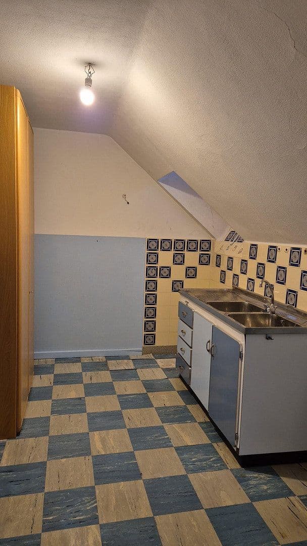 Prenájom domu 190 m², pozemek 1.200 m², Itzehoe, Šlezvicko-Holštajnsko Prenájom domu 190 m², pozemek 1.200 m², Itzehoe, Šlezvicko-Holštajnsko