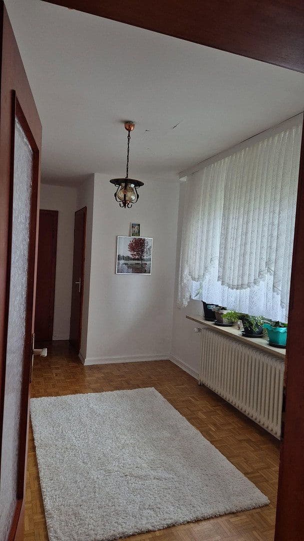 Prenájom domu 190 m², pozemek 1.200 m², Itzehoe, Šlezvicko-Holštajnsko Prenájom domu 190 m², pozemek 1.200 m², Itzehoe, Šlezvicko-Holštajnsko
