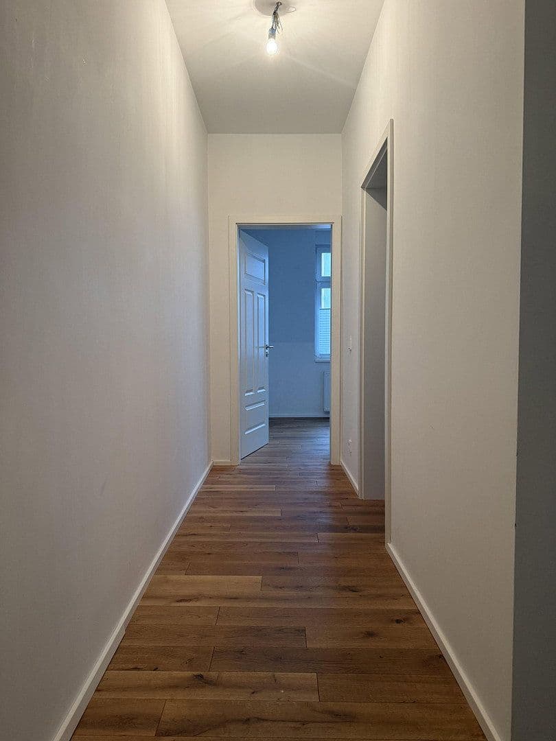 Prenájom domu 120 m², pozemek 200 m², Frankfurt, Hesensko Prenájom domu 120 m², pozemek 200 m², Frankfurt, Hesensko