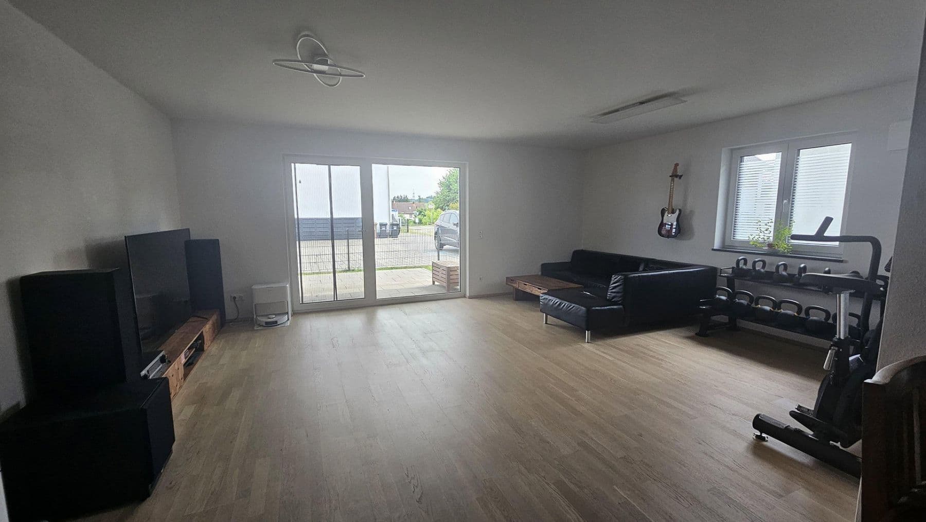 Prenájom bytu 3-izbový 89 m², Hauptstr. 39a, Unterdietfurt, Bavorsko Prenájom bytu 3-izbový 89 m², Hauptstr. 39a, Unterdietfurt, Bavorsko