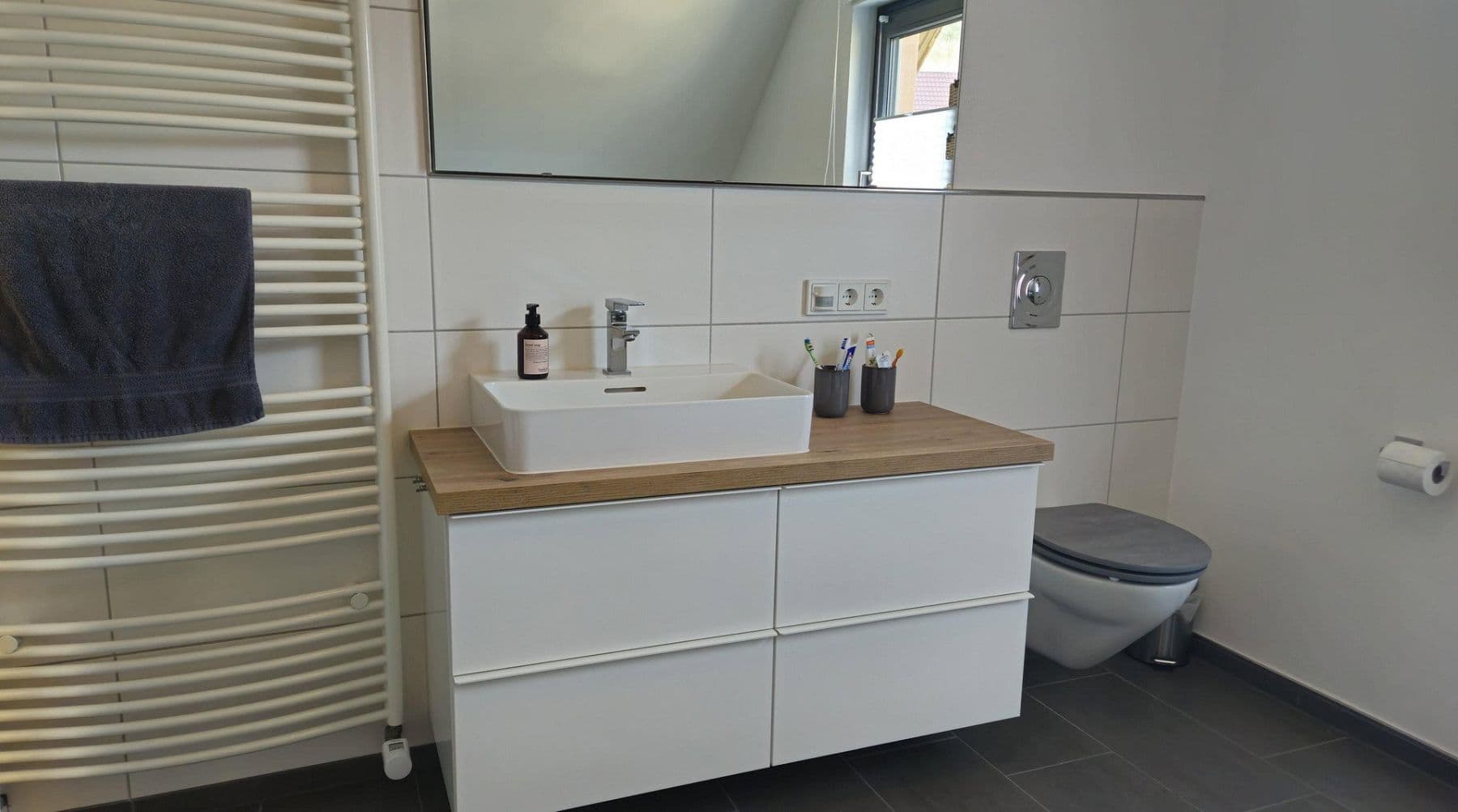 Predaj bytu 3-izbový 92 m², Neustadt am Main, Bavorsko Predaj bytu 3-izbový 92 m², Neustadt am Main, Bavorsko