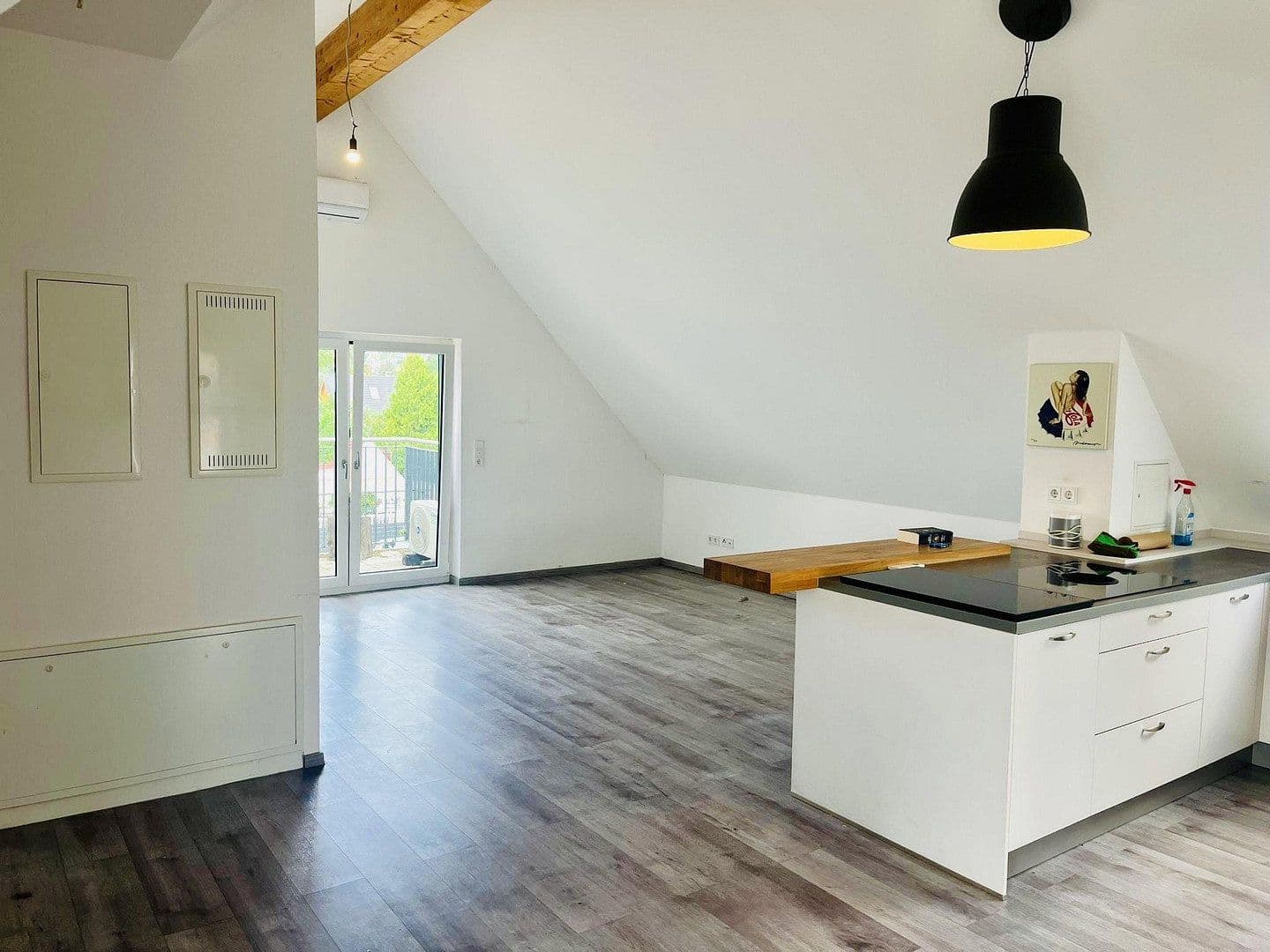 Prenájom bytu 3-izbový 110 m², Gwinnerstraße 35, Frankfurt am Main, Hesensko Prenájom bytu 3-izbový 110 m², Gwinnerstraße 35, Frankfurt am Main, Hesensko