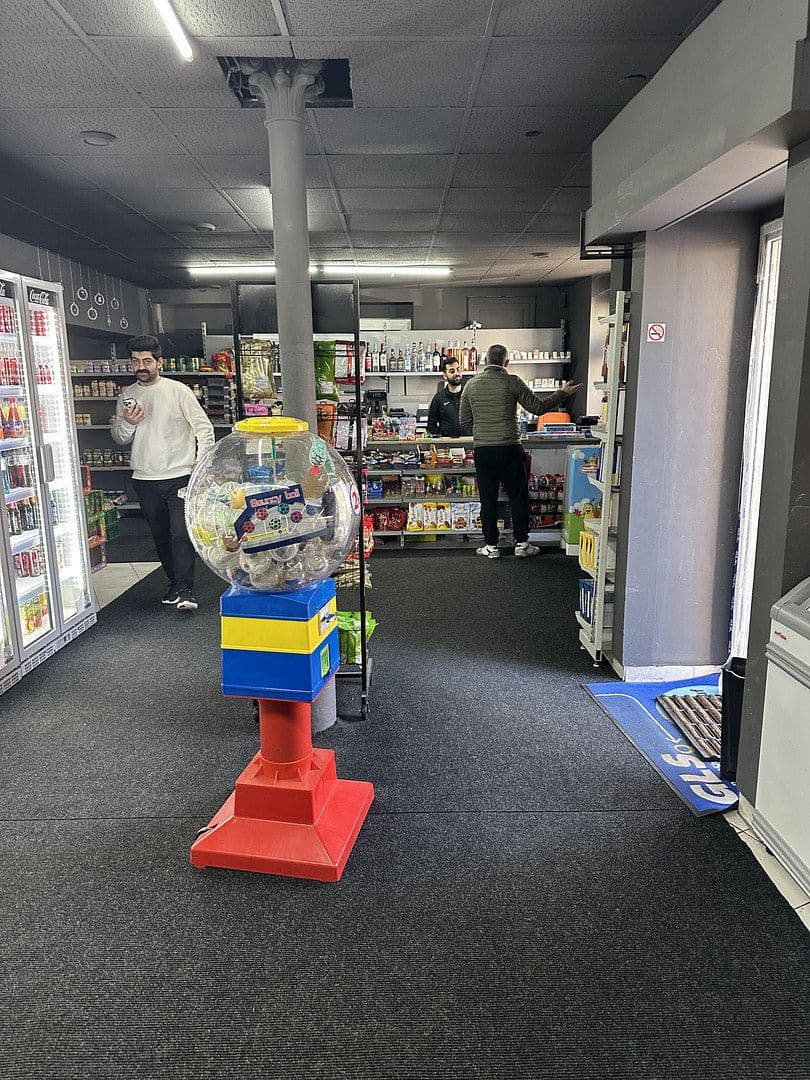 Prenájom nebytového priestoru 100 m², Saarbrücker Str. 33, Saarbrücken, Sársko Prenájom nebytového priestoru 100 m², Saarbrücker Str. 33, Saarbrücken, Sársko