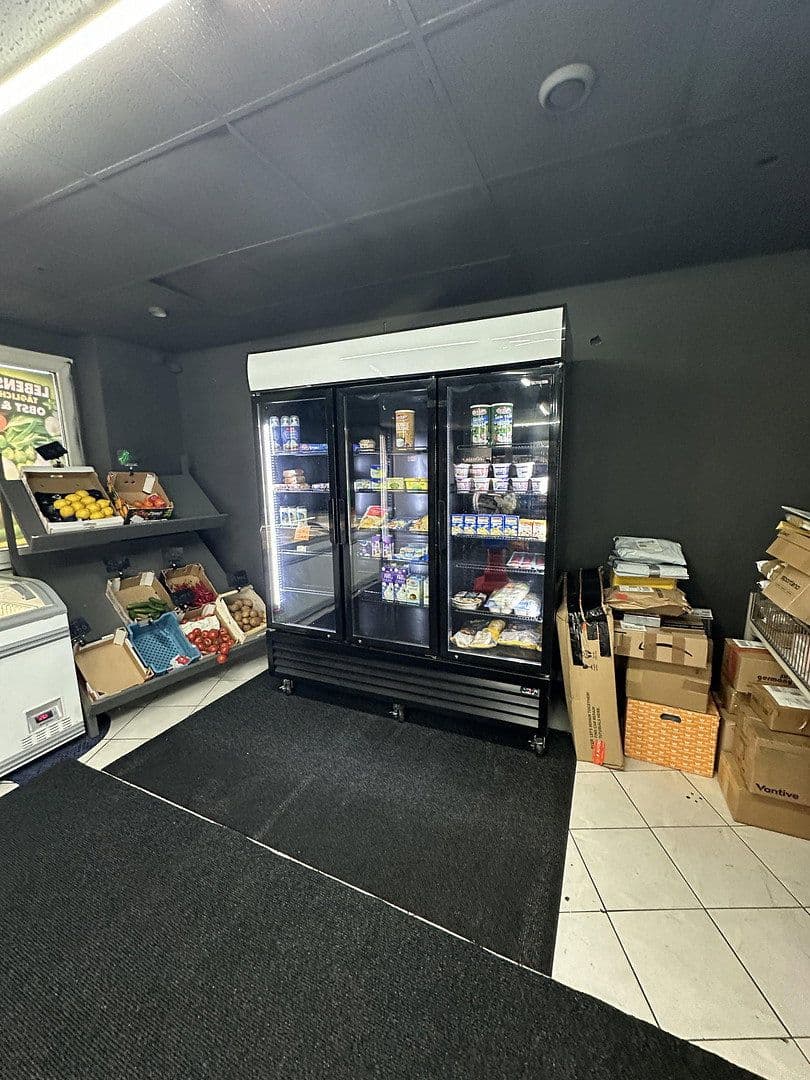 Prenájom nebytového priestoru 100 m², Saarbrücker Str. 33, Saarbrücken, Sársko Prenájom nebytového priestoru 100 m², Saarbrücker Str. 33, Saarbrücken, Sársko