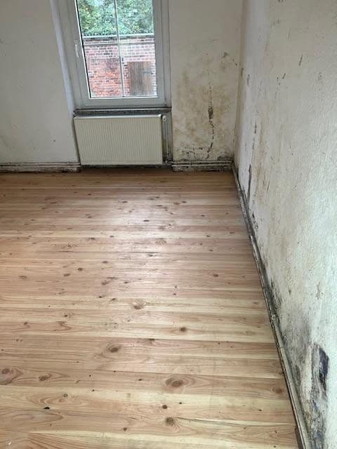 Prenájom domu 140 m², pozemek 884 m², Bahnhofstrasse 31, Brieskow-Finkenheerd, Brandenbursko Prenájom domu 140 m², pozemek 884 m², Bahnhofstrasse 31, Brieskow-Finkenheerd, Brandenbursko