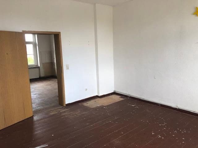 Predaj domu 140 m², pozemek 884 m², Bahnhofstrasse 31, Brieskow-Finkenheerd, Brandenbursko Predaj domu 140 m², pozemek 884 m², Bahnhofstrasse 31, Brieskow-Finkenheerd, Brandenbursko