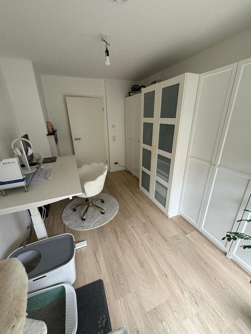 Prenájom bytu 3-izbový 60 m², Kernen im Remstal, Bádensko-Wurttembersko Prenájom bytu 3-izbový 60 m², Kernen im Remstal, Bádensko-Wurttembersko