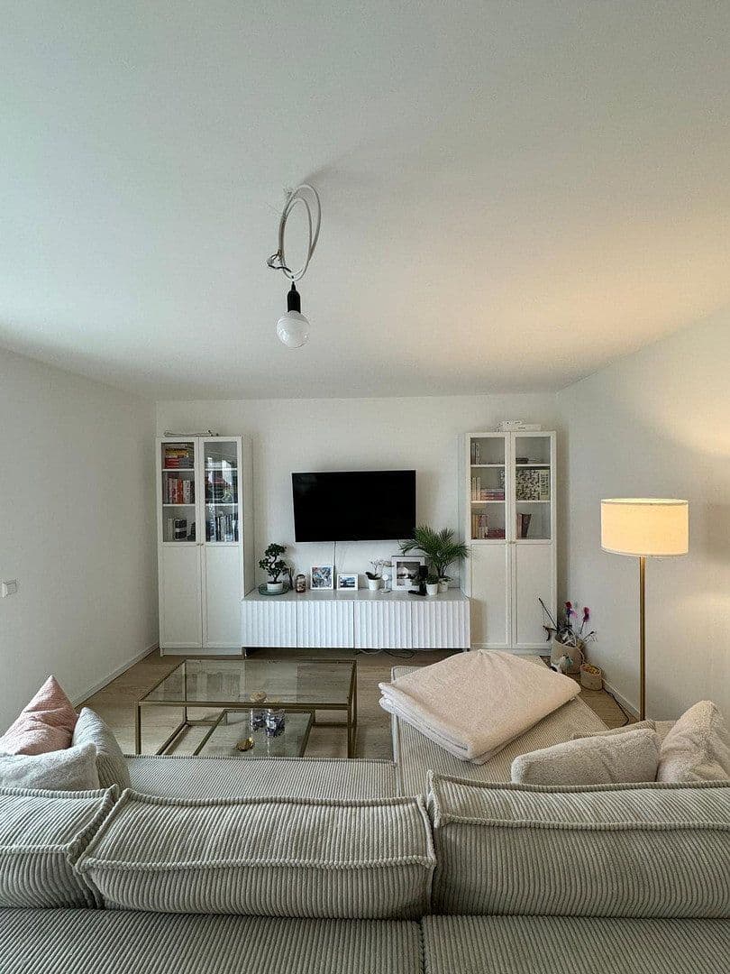 Prenájom bytu 3-izbový 60 m², Kernen im Remstal, Bádensko-Wurttembersko Prenájom bytu 3-izbový 60 m², Kernen im Remstal, Bádensko-Wurttembersko